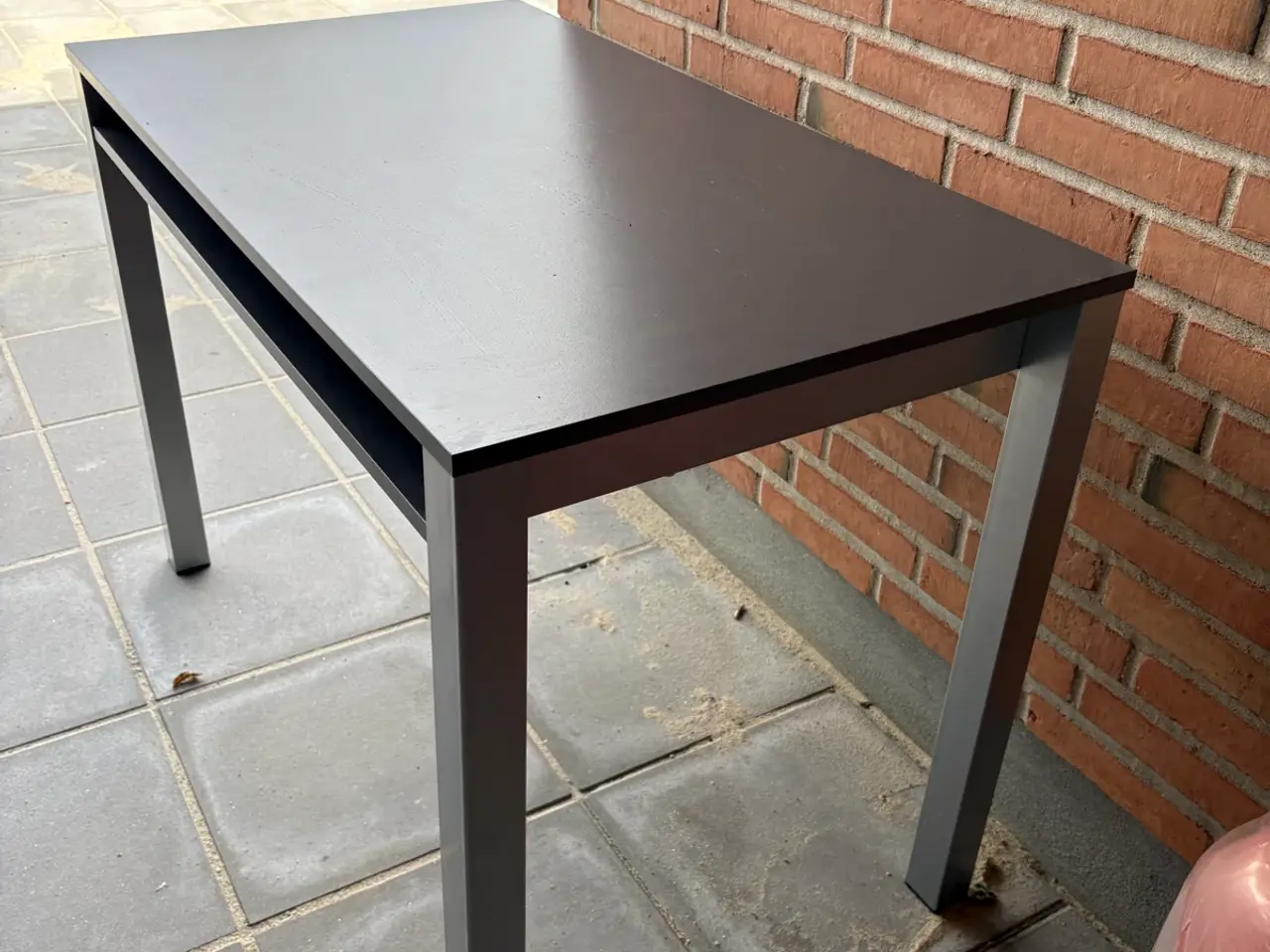 Billede 2 - Robust skrivebord