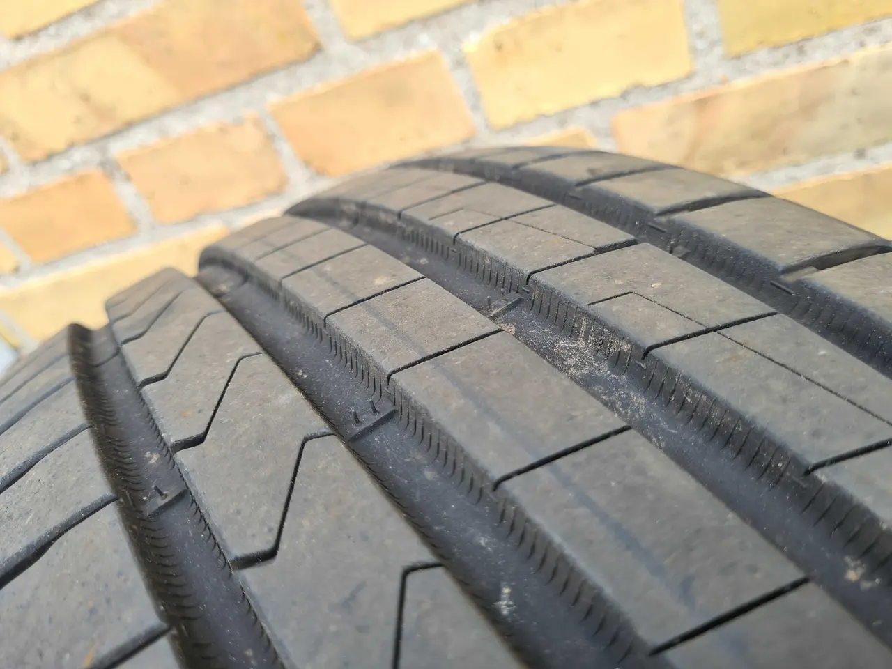 Billede 2 - 18" 225 / 45 Hankook