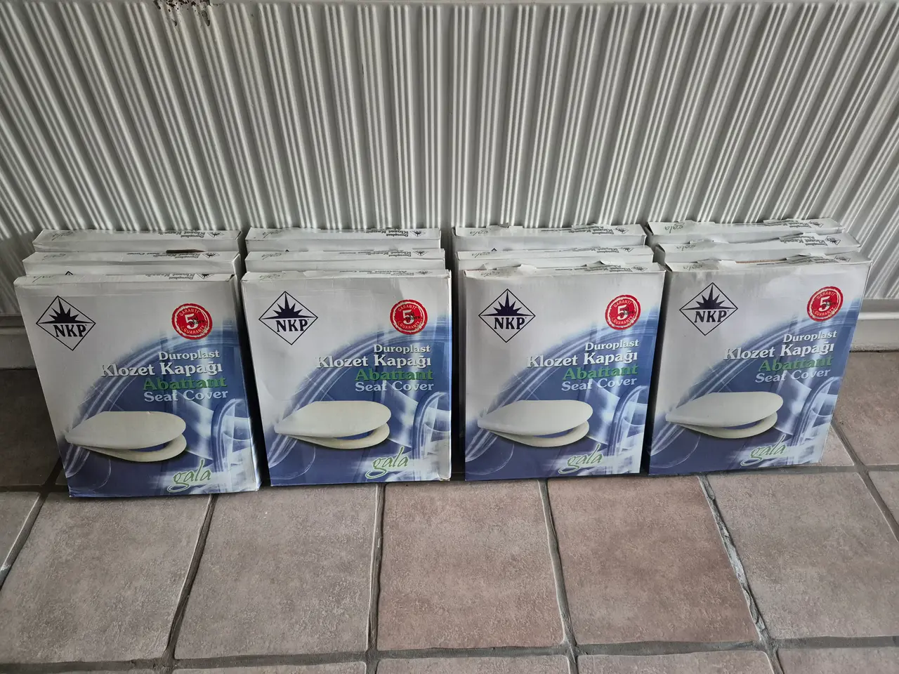 Billede 1 - 12 NYE Duroplast Toiletsæder… Prisen er for alle