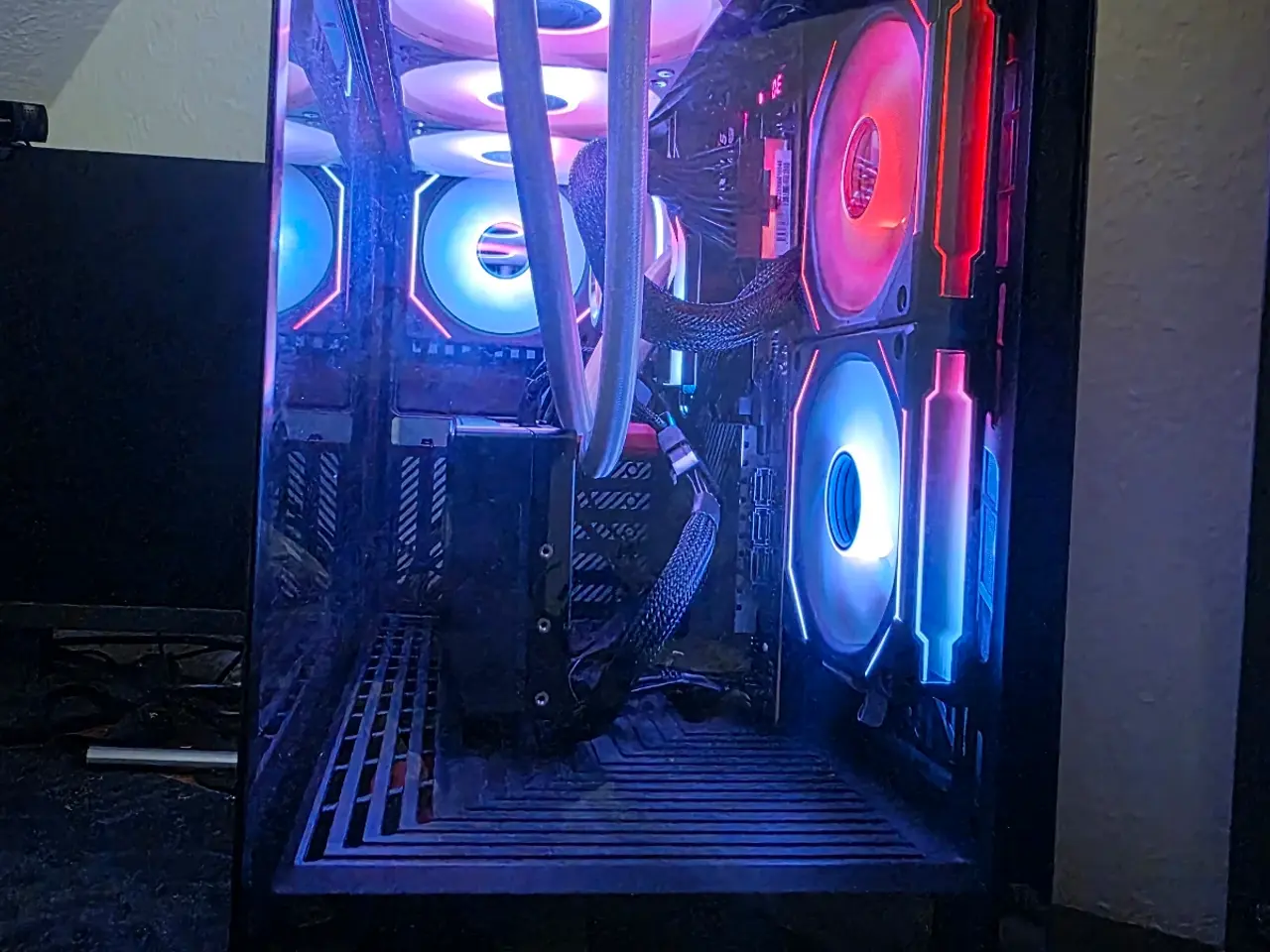 Billede 5 - Ryzen 7 9850X3D / RTX 5070 Ti / 32 RAM