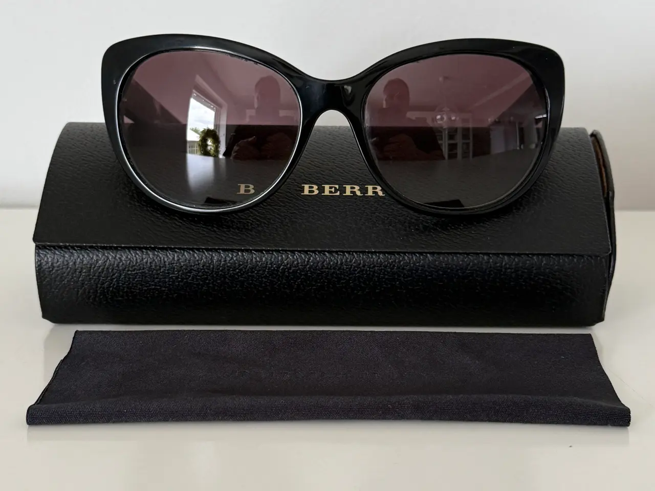 Billede 5 - Burberry BE4224 Cat-Eye solbriller.