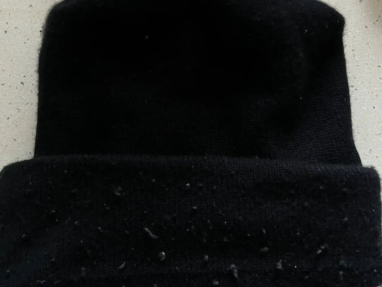 Billede 1 - Burberry hue sort i cashmere uld