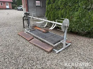 Grill til kalv/pattegris - rustfrit stål, med rotation