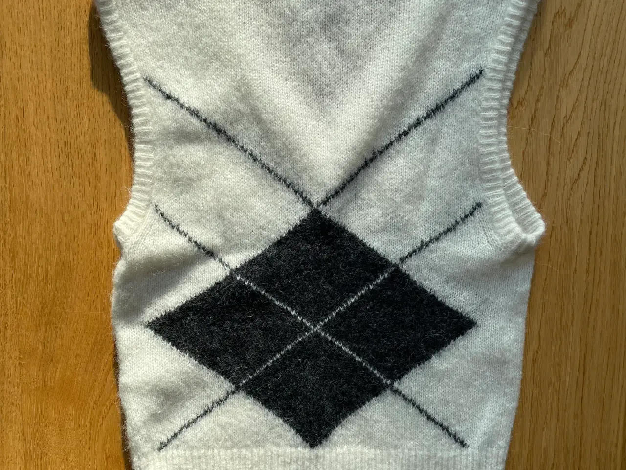 Billede 2 - The Garment strikvest