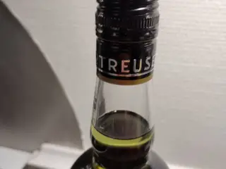 Flaske Chartreuse grøn likør på 70 cl