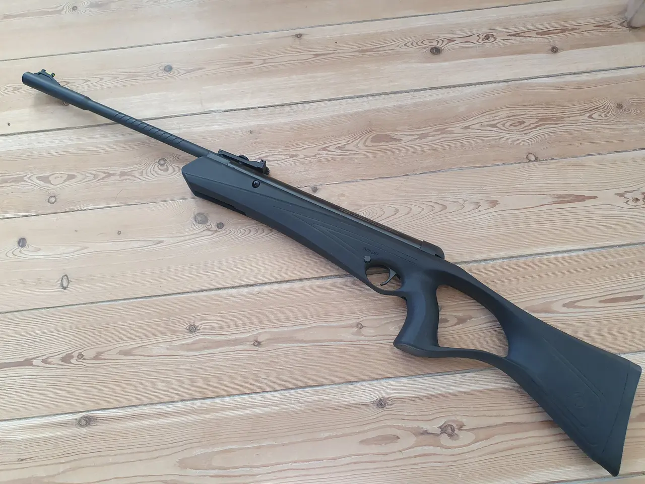 Billede 1 - Crosman Raven 4,5 mm luftgevær