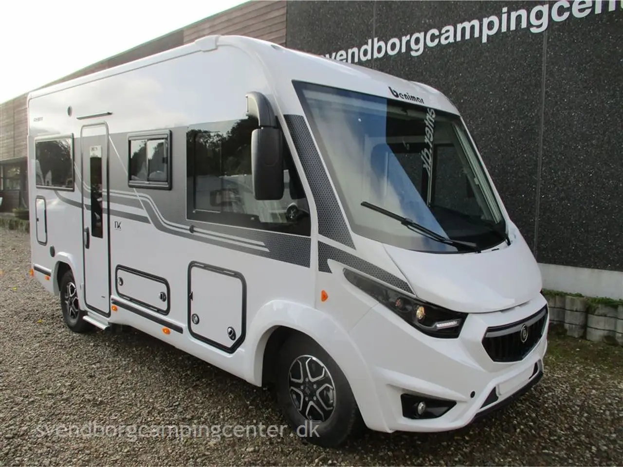 Billede 2 - 2027 - Benimar Amphitryon A981