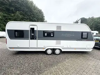 2018 - Hobby De Luxe Edition 650 KMFe 3 køjer Dobbeltseng-Køjer-Telt