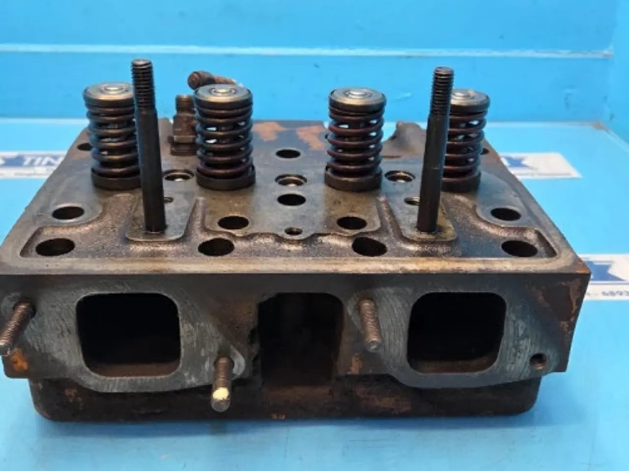 Billede 2 - Case BD336 Cylinderhoved AC148939