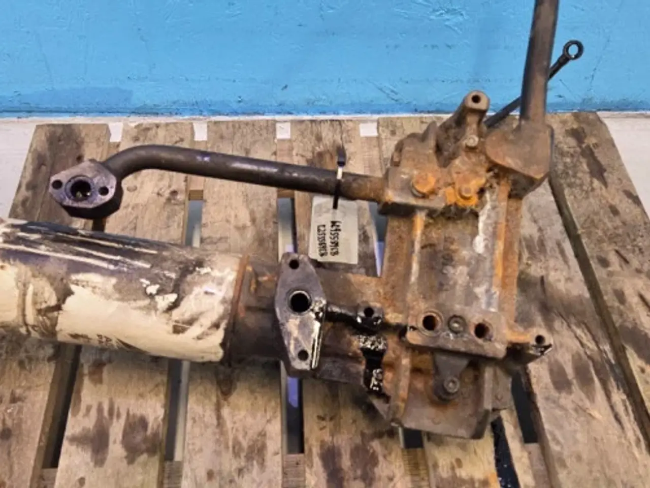 Billede 2 - SisuDiesel 84CTA-4V Oliekøler 836855522