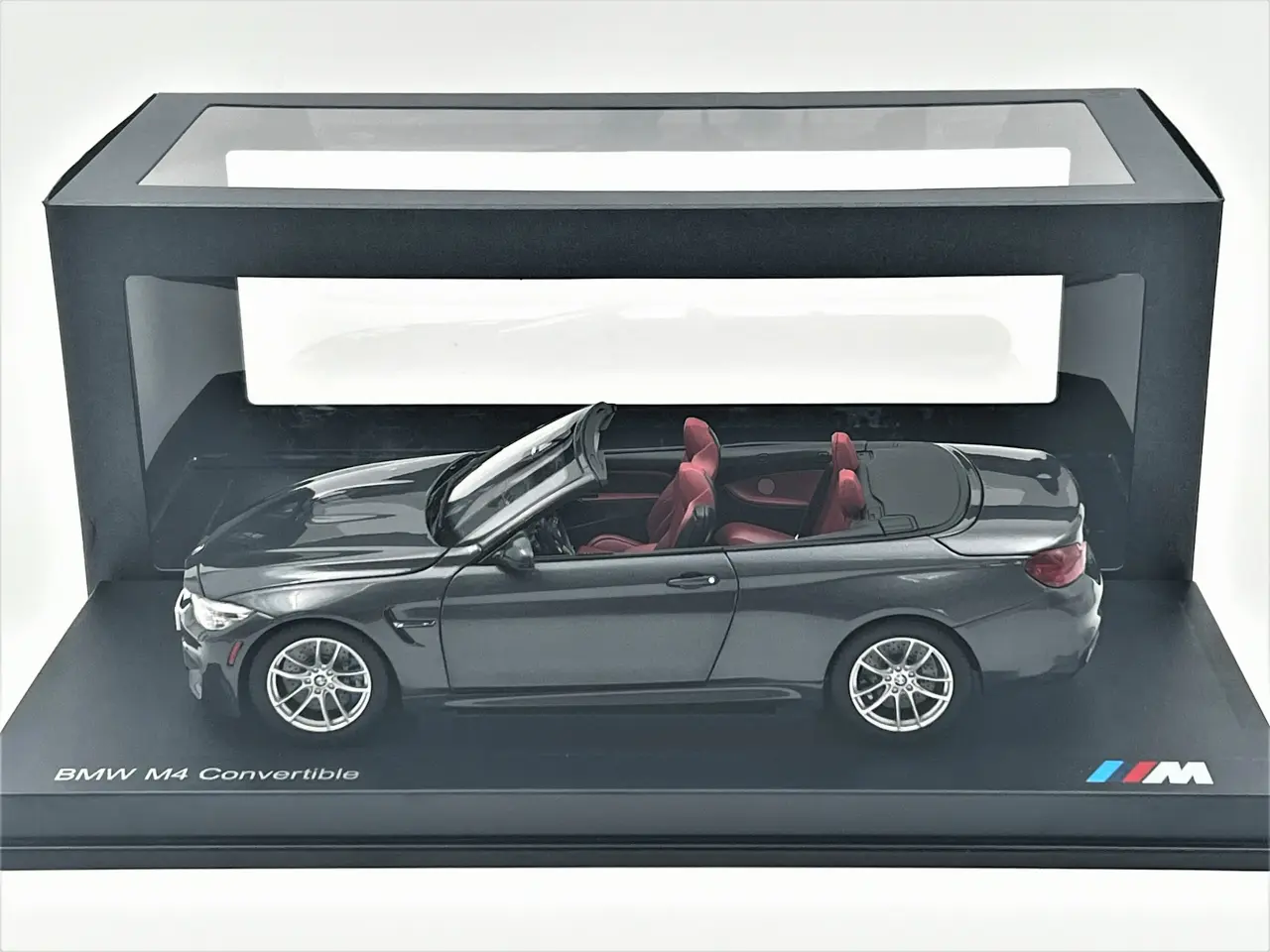Billede 1 - 2015 BMW M4 Cabriolet 1:18