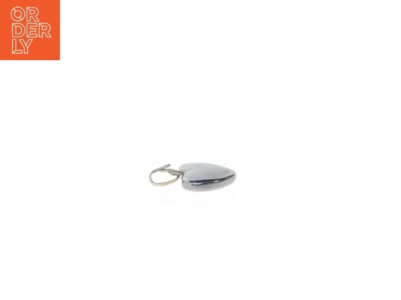 Billede 3 - Hjerteformet smykkevedhæng (str. 1,3 x 1,2 cm)