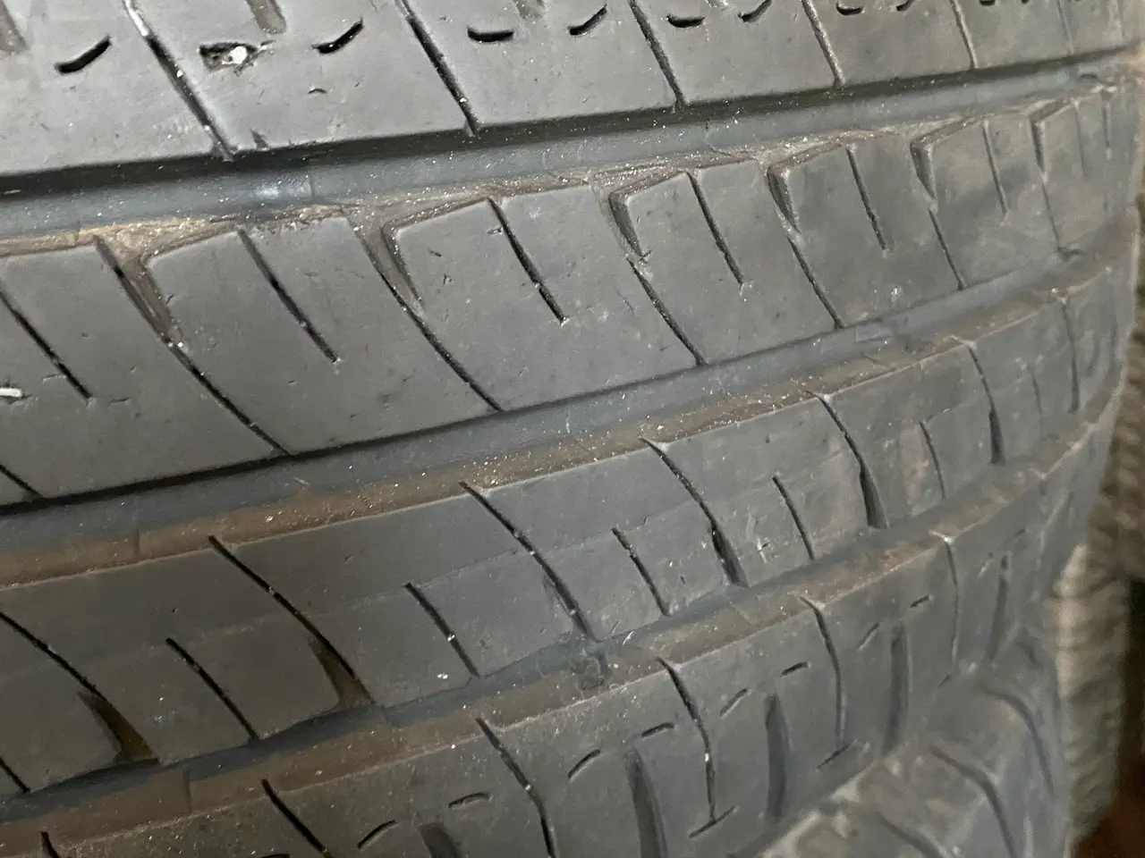 Billede 3 - Sommerdæk 215/65R16c