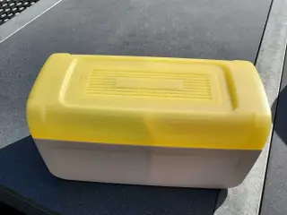 Tupperware brødkasse