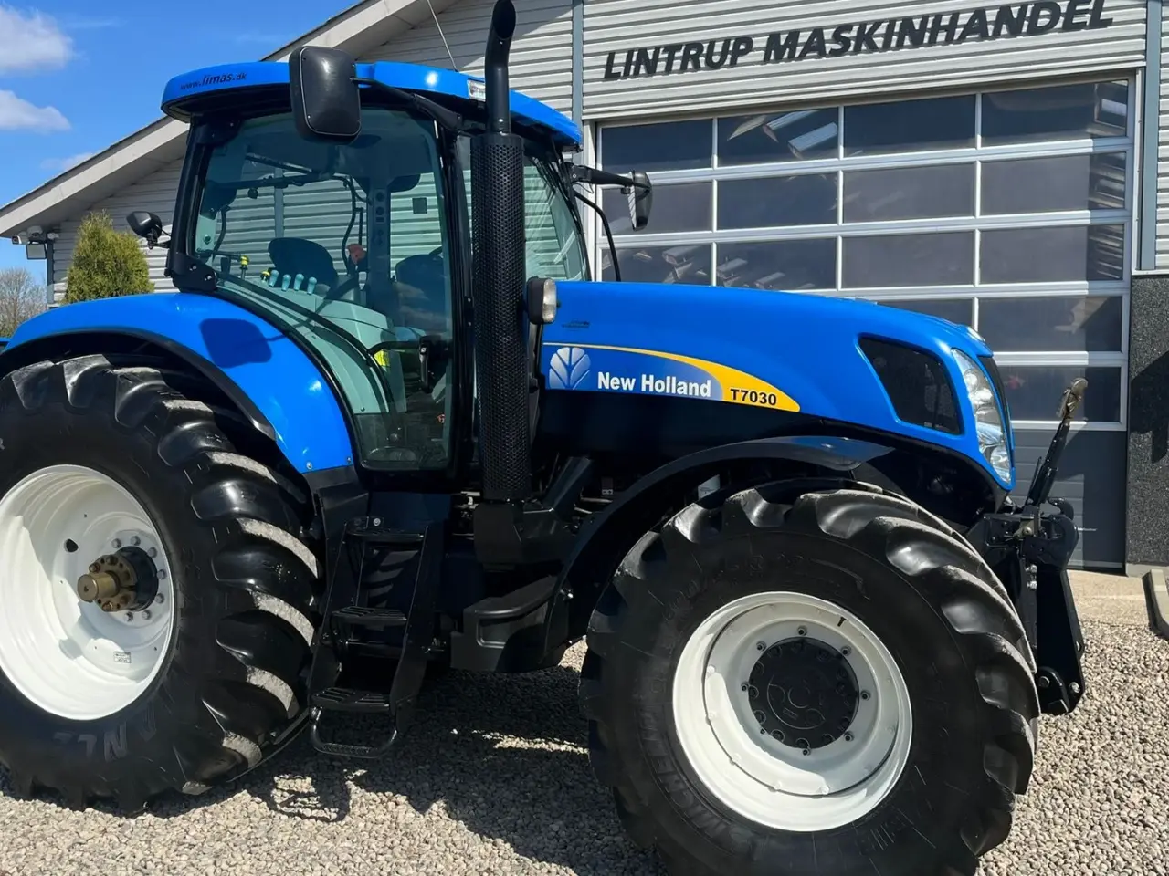 Billede 17 - New Holland T7030 Med frontlift