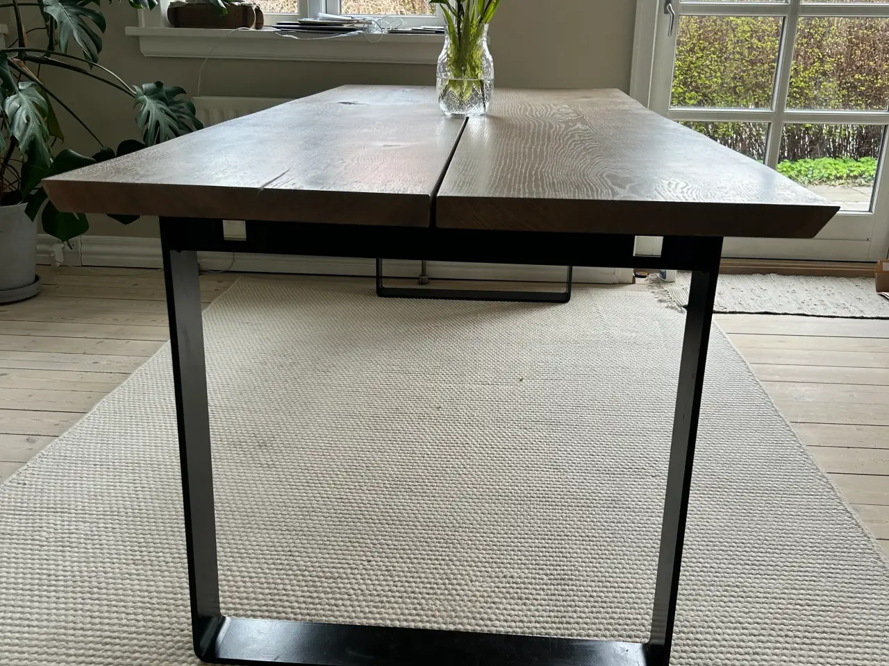 Billede 4 - Massiv eg spisebord