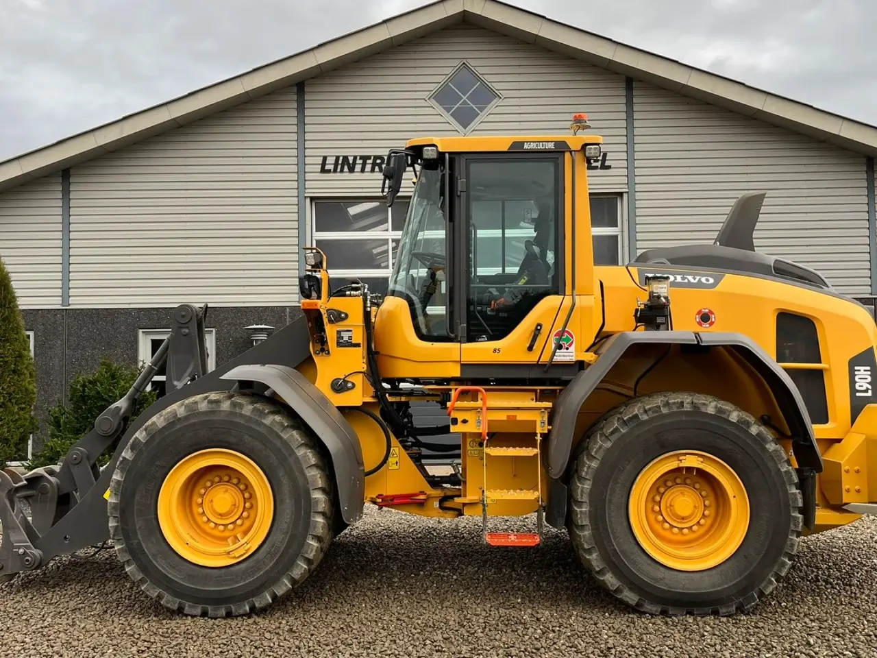 Billede 1 - Volvo L 90 H  H2 AGRICULTURE DK-maskine, Co-Pilot, LANG-BOM & med brede 650/65R25 hjul