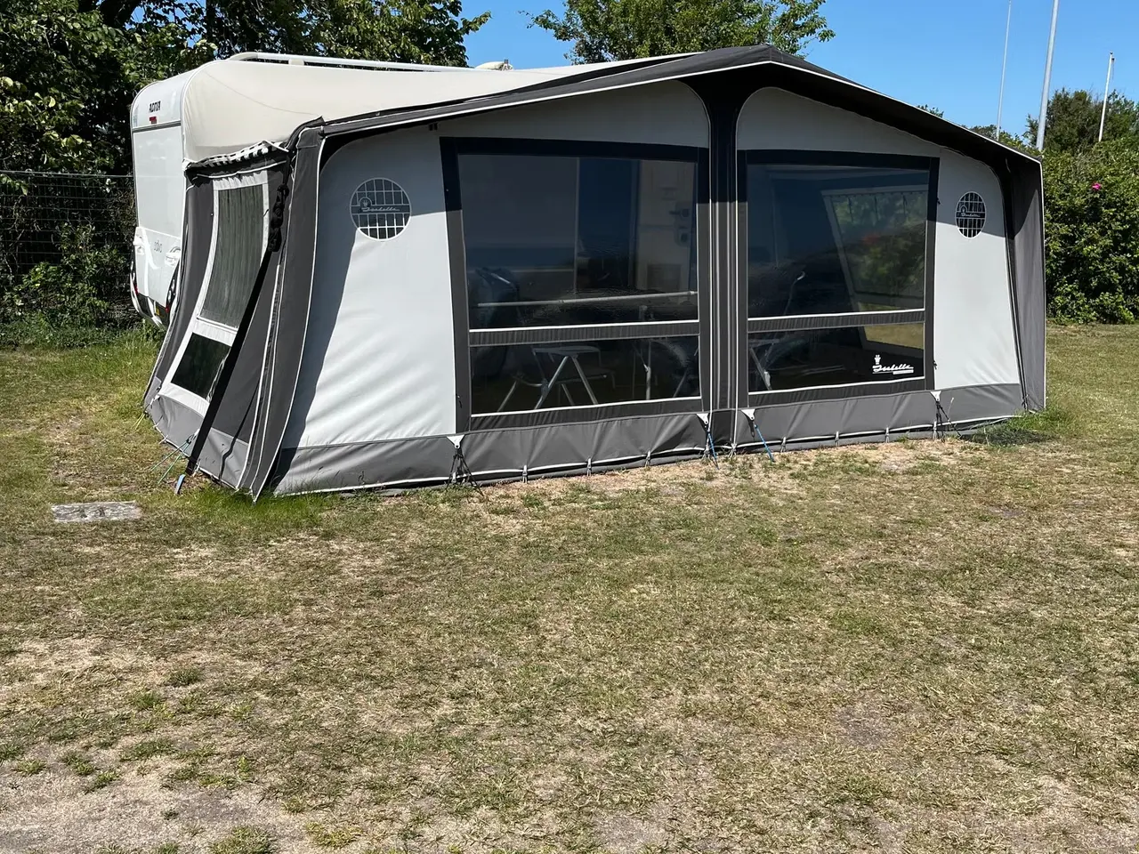 Billede 3 - Velholdt Adria Adiva 512 UP 2013 – komplet camping