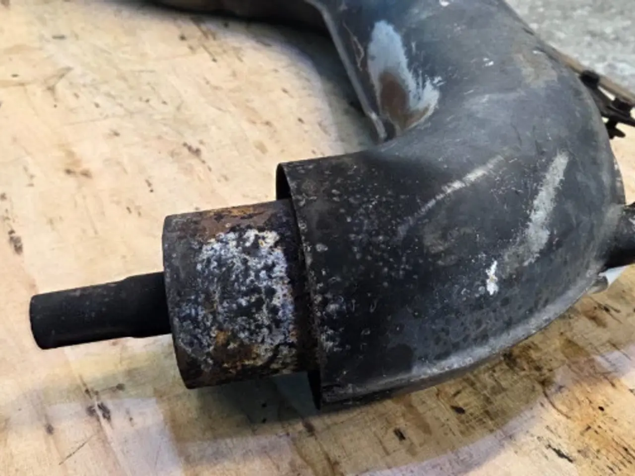 Billede 12 - Massey Ferguson 6290 Udstøtningsrør 3781076M2