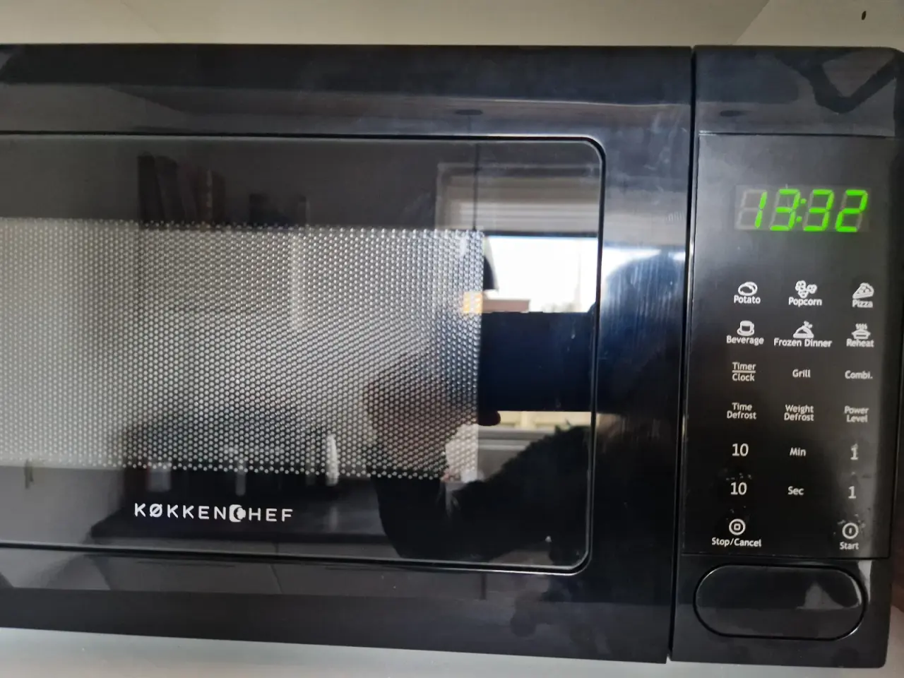 Billede 2 - Køkkenchef mikroovn