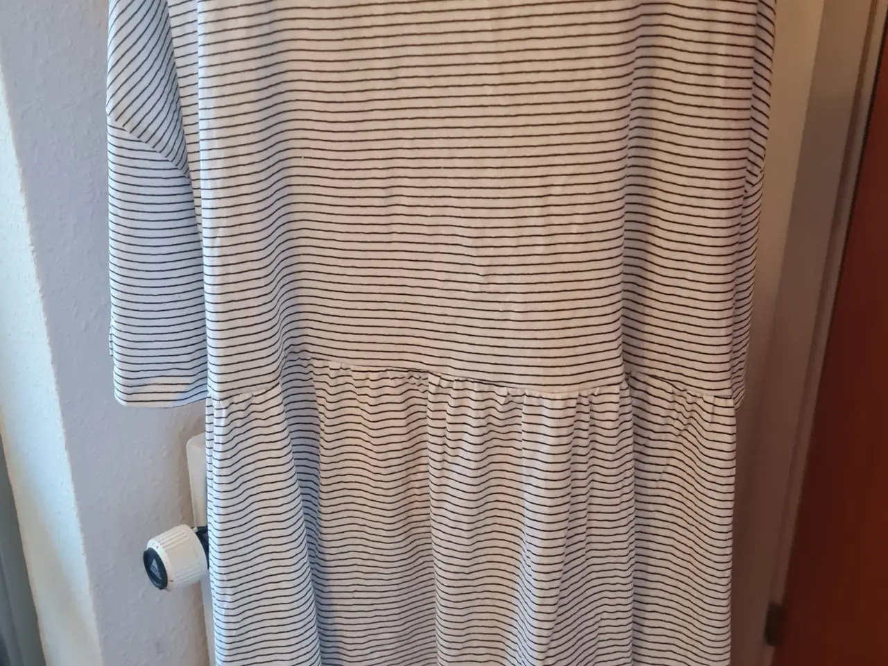 Billede 2 - Ubrugt tunika/kjole str 58 Asos