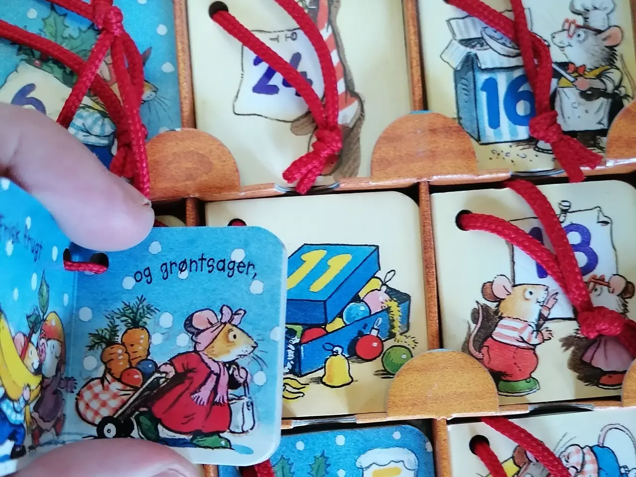 Billede 3 - Sød Musenes Julehus Julekalender