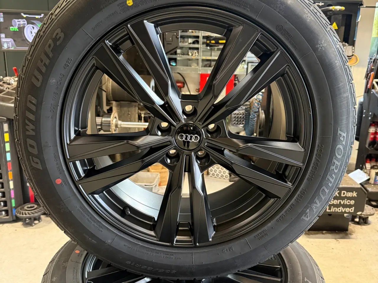 Billede 2 - Nye 19” Audi Q4 fælge med vinterdæk 