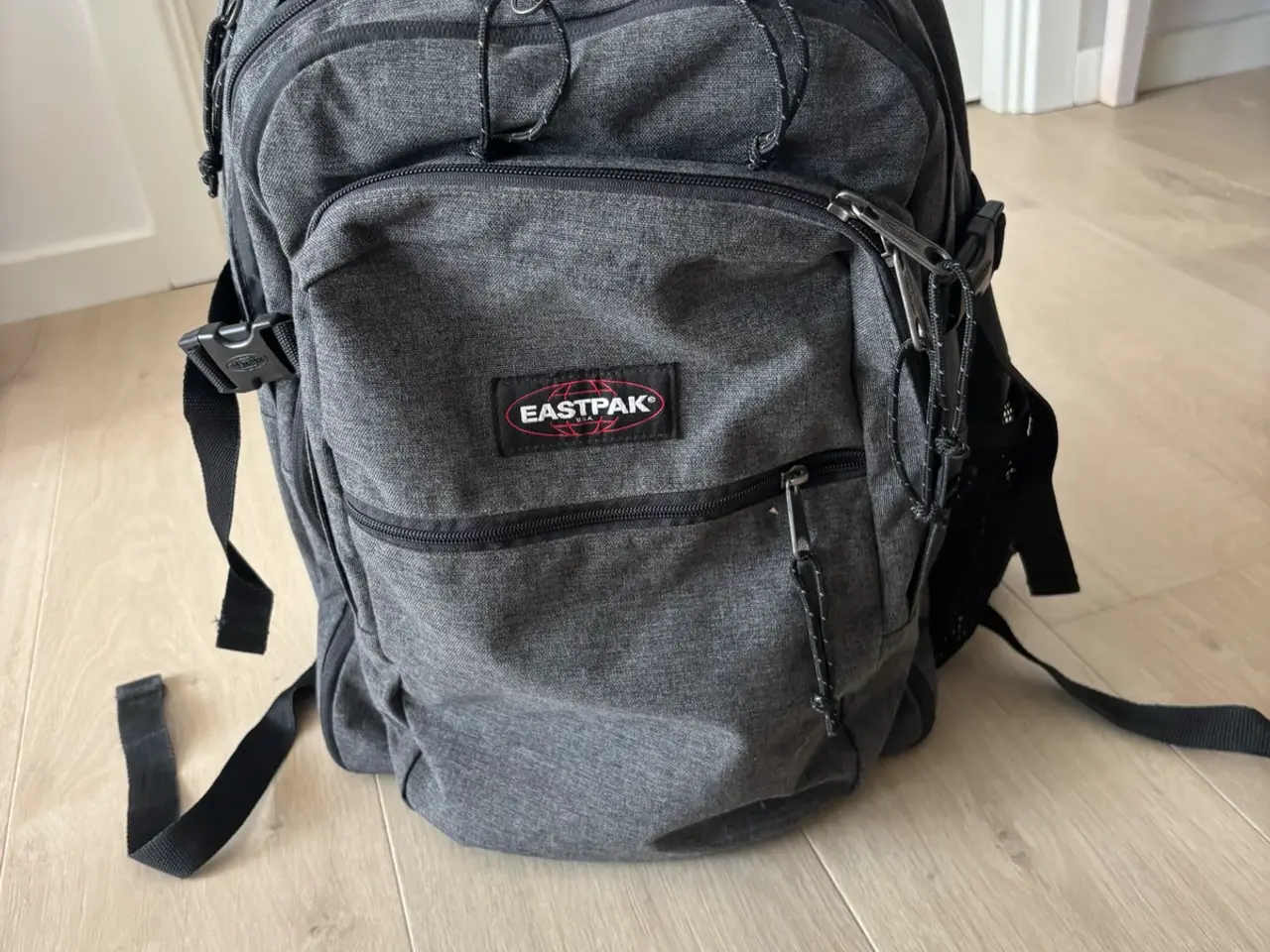 Billede 1 - Eastpak skoletaske 
