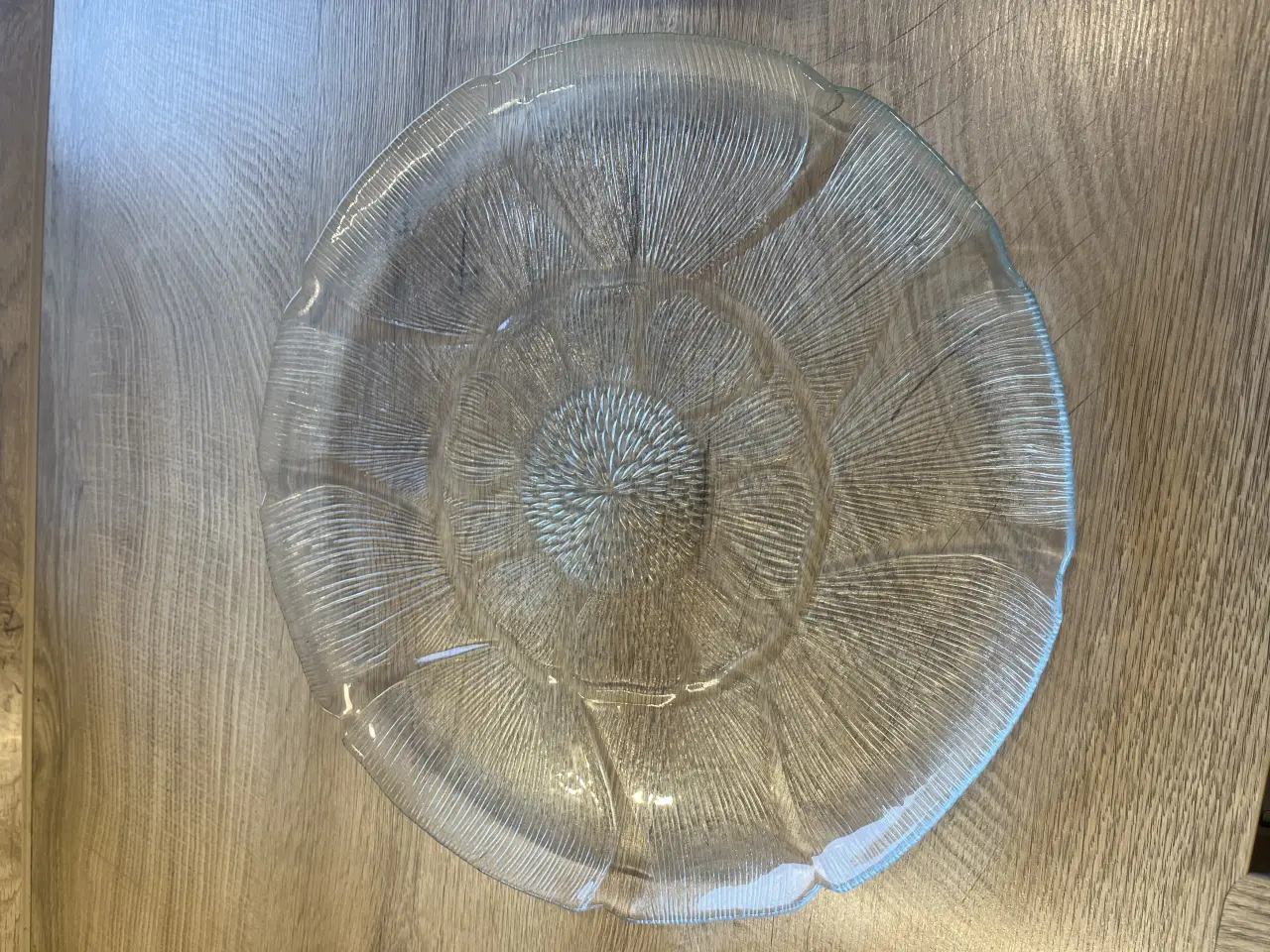 Billede 1 - Glas fad med mønster