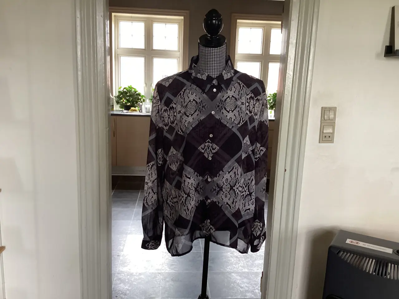 Billede 9 - Bluser, Skjorter, Toppe. Str: XL
