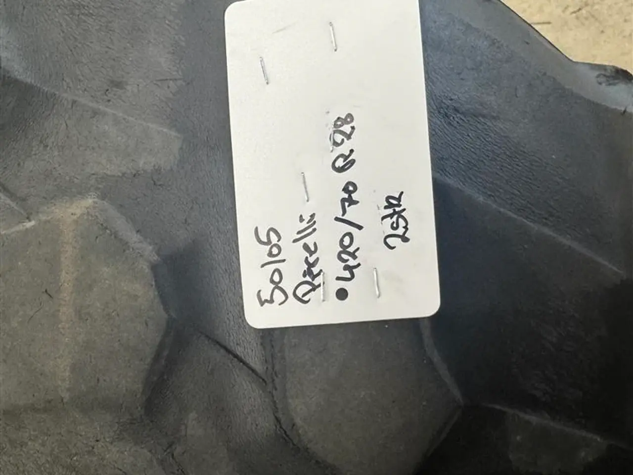 Billede 2 - Pirelli 420/70 R28