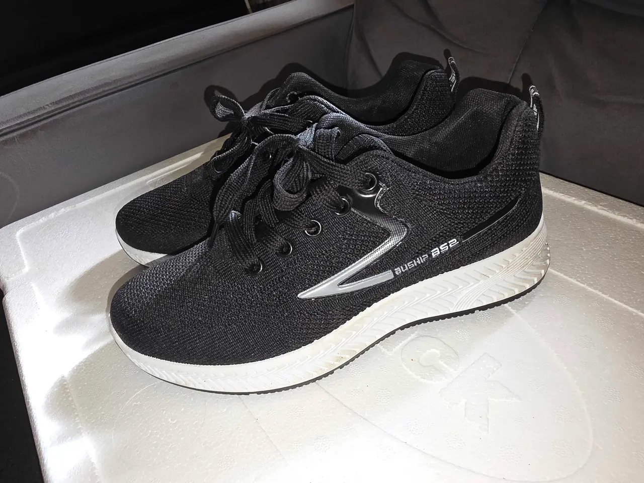 Billede 1 - Sneakers sælges