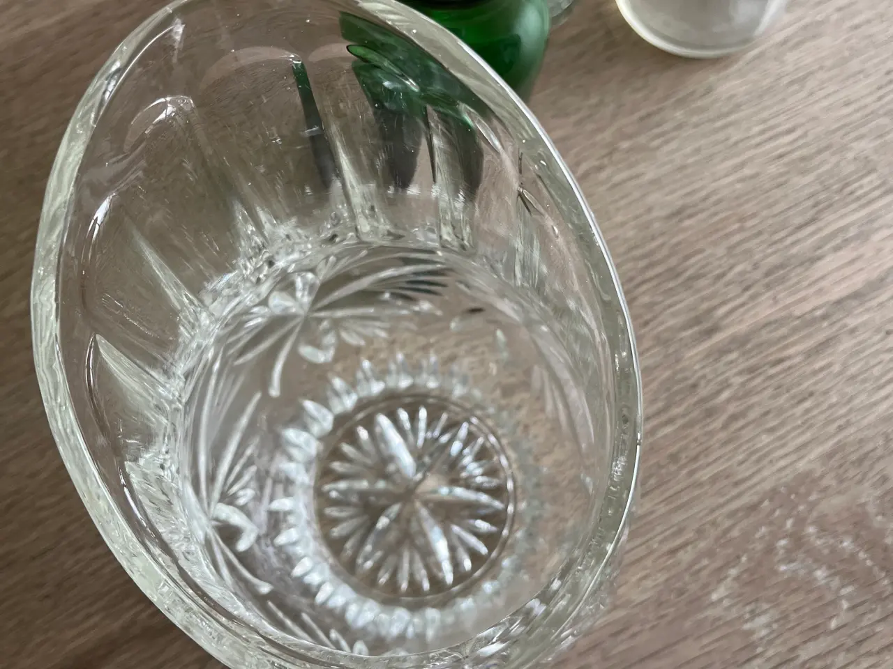 Billede 6 - Retro. Ældre glaskande, grøn vase og mælkeflasker