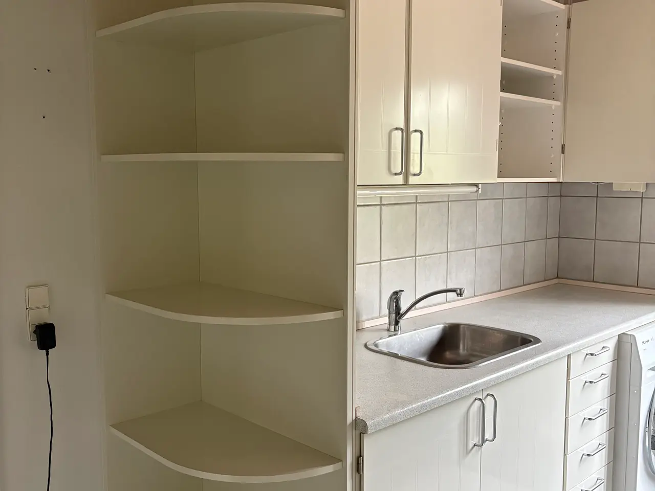 Billede 8 - HTH bryggerselementer i hvidt.