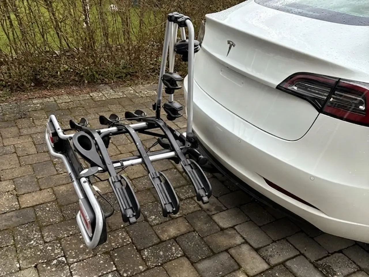 Billede 3 - Udlejes Thule anhænger cykelholder til 3 cykler