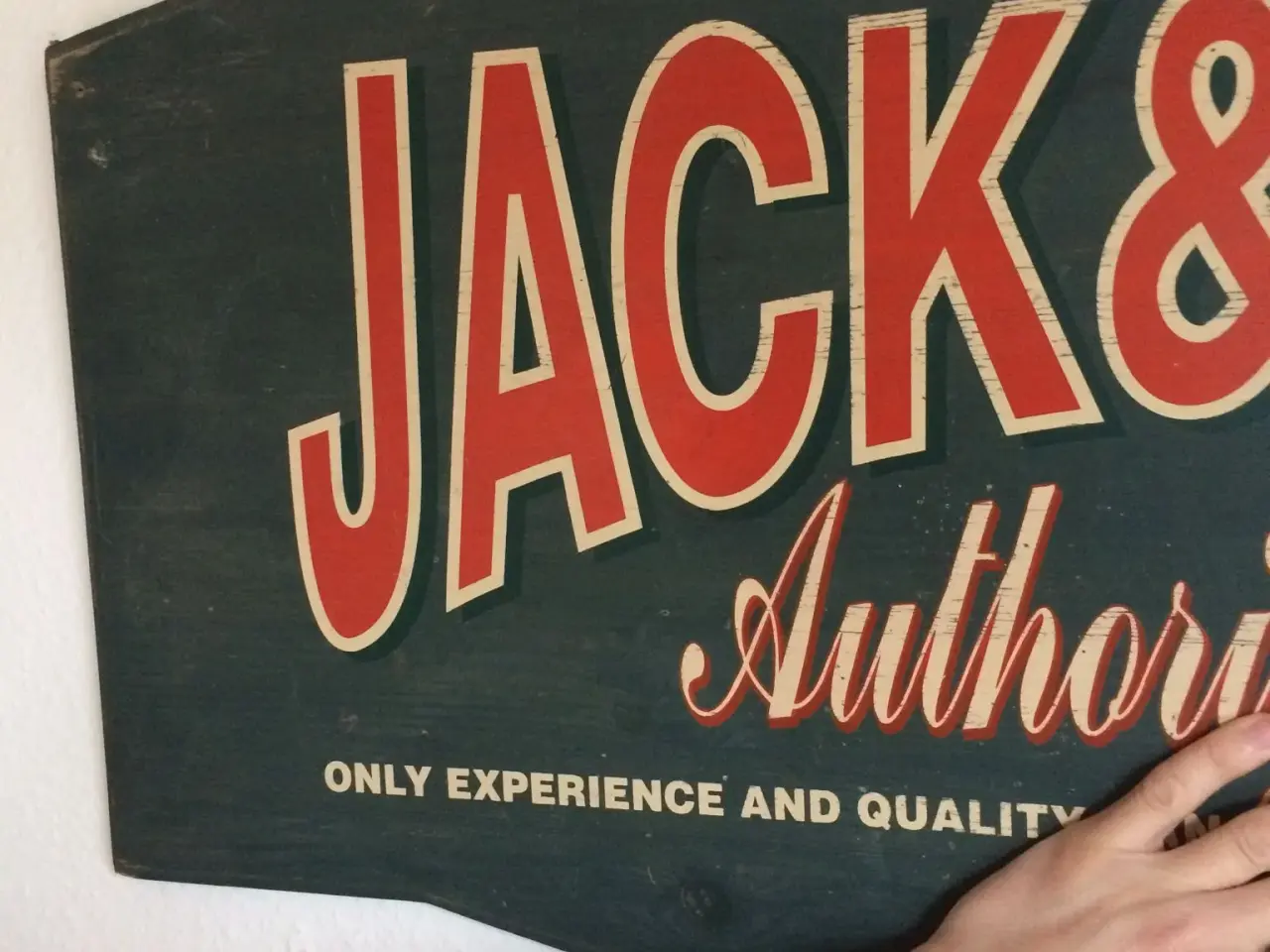 Billede 3 - Jack and Jones skilt