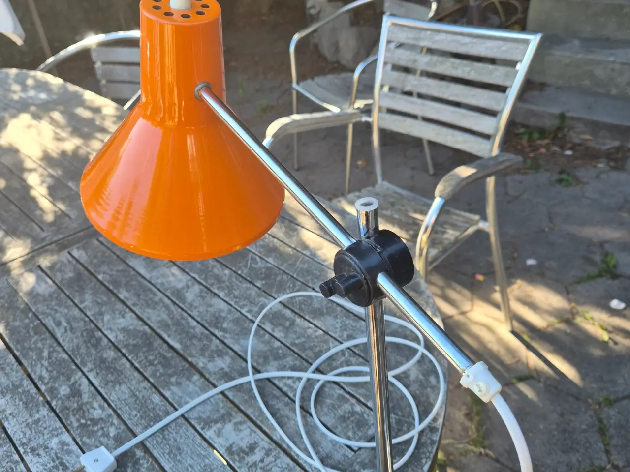 Billede 6 - Orange arkitektlampe på stander af krom 