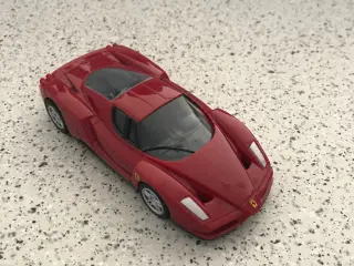 FERRARI, 12 cm lang