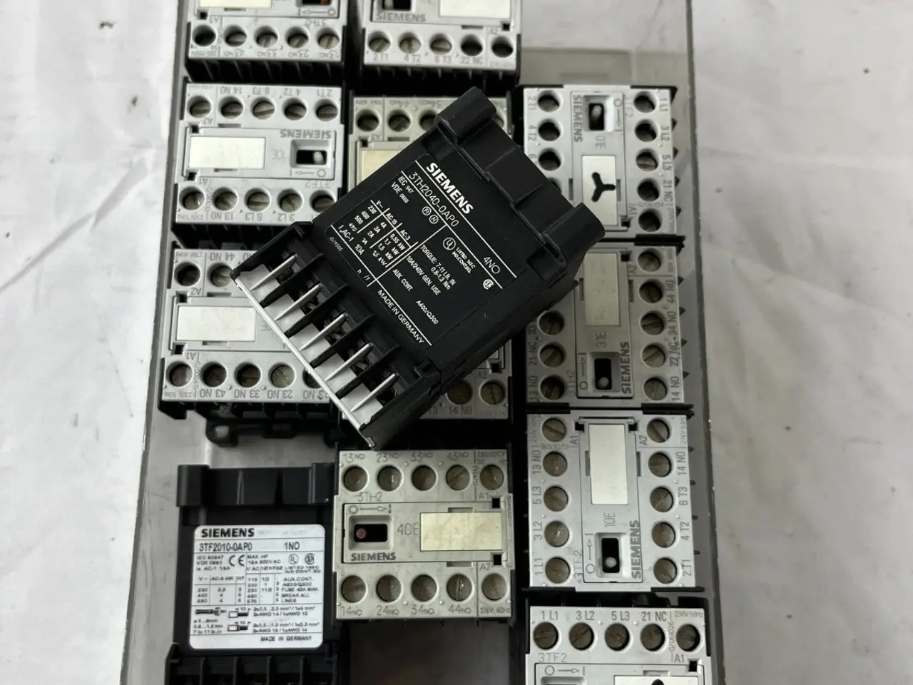 Billede 13 - Siemens SIRIUS kontaktor relæ parti 13pcs 3TF2001