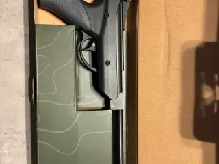 Næsten ny Luft riffel og luft pistol
