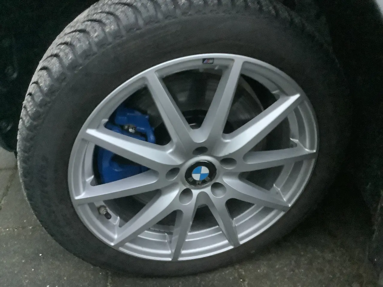 Billede 1 - Alufælge med vinterdæk til BMW 118i