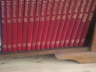 17 stk. Årbogen Horisont, samlet!