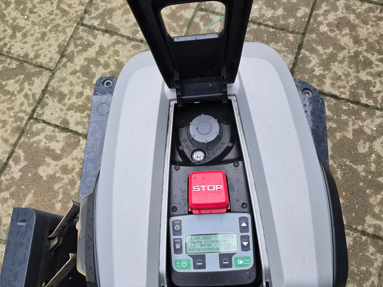 Billede 4 - Al-Ko Robolinho 1150w robotplæneklipper