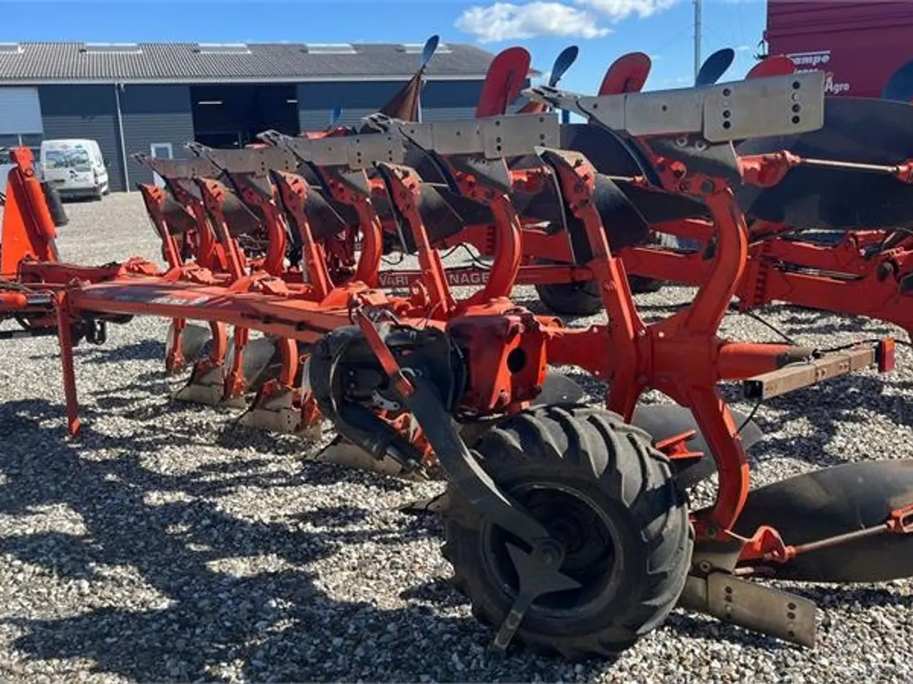 Billede 1 - Kuhn 5 f. VariMaster 153 NSH Altid kørt med centralsmør