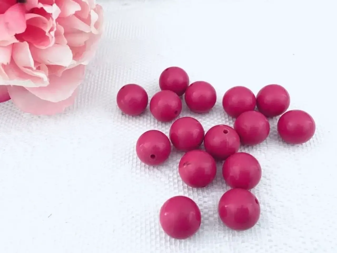 Billede 2 - Perler i pink, til hobby 