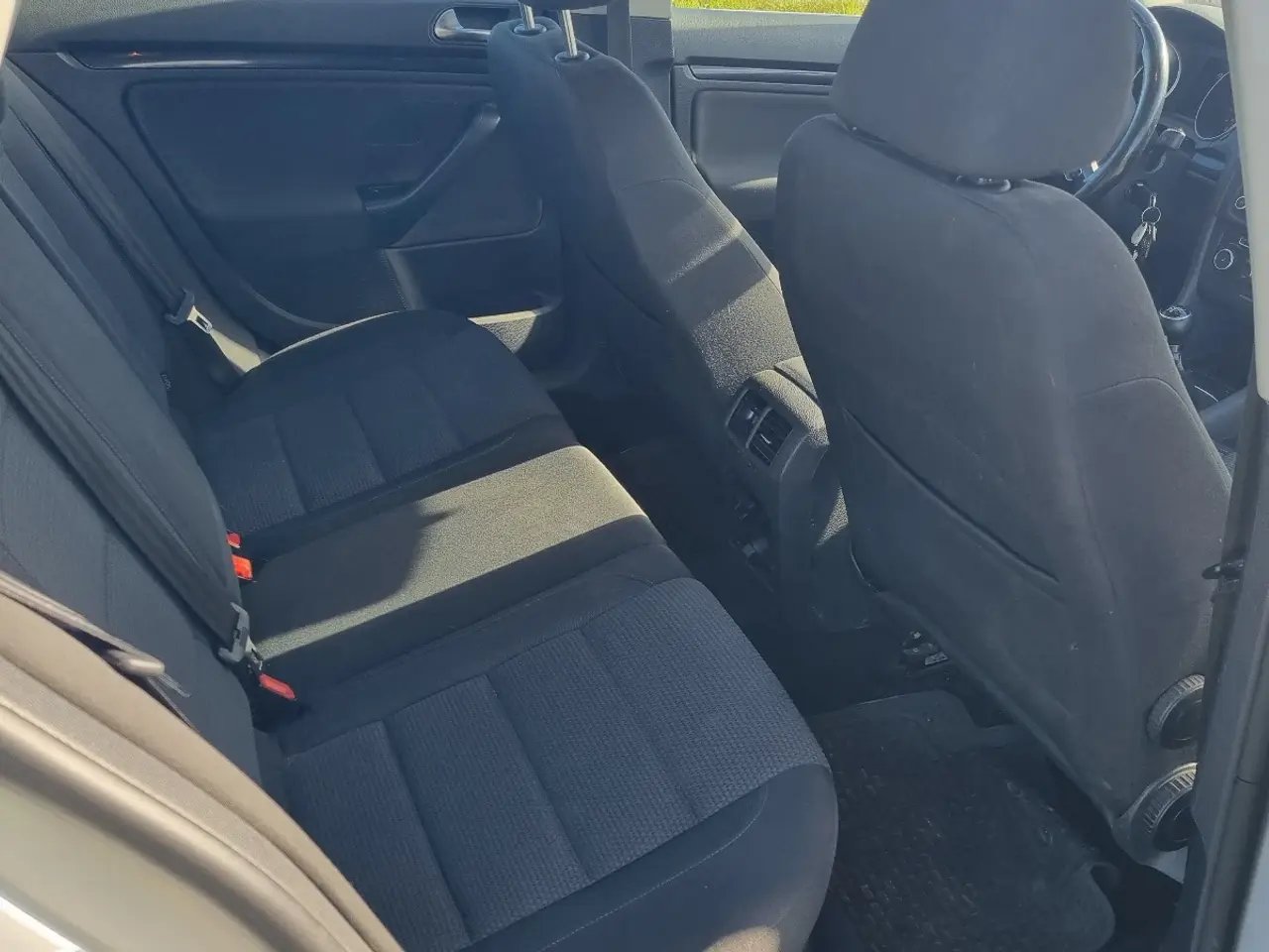 Billede 8 - VW Golf 1,6Tdi - synet 