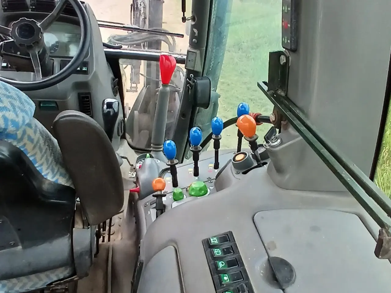 Billede 9 - Deutz-Fahr Agrotron 115 MK3 m. frontlæsser