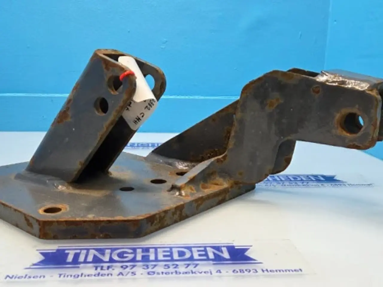 Billede 3 - New Holland TS110 Beslag R. 82007382