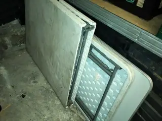 Klapbord hvid. 4 units