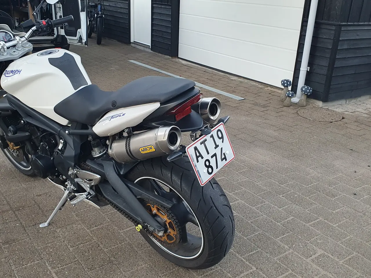 Billede 3 - Triumph street triple 